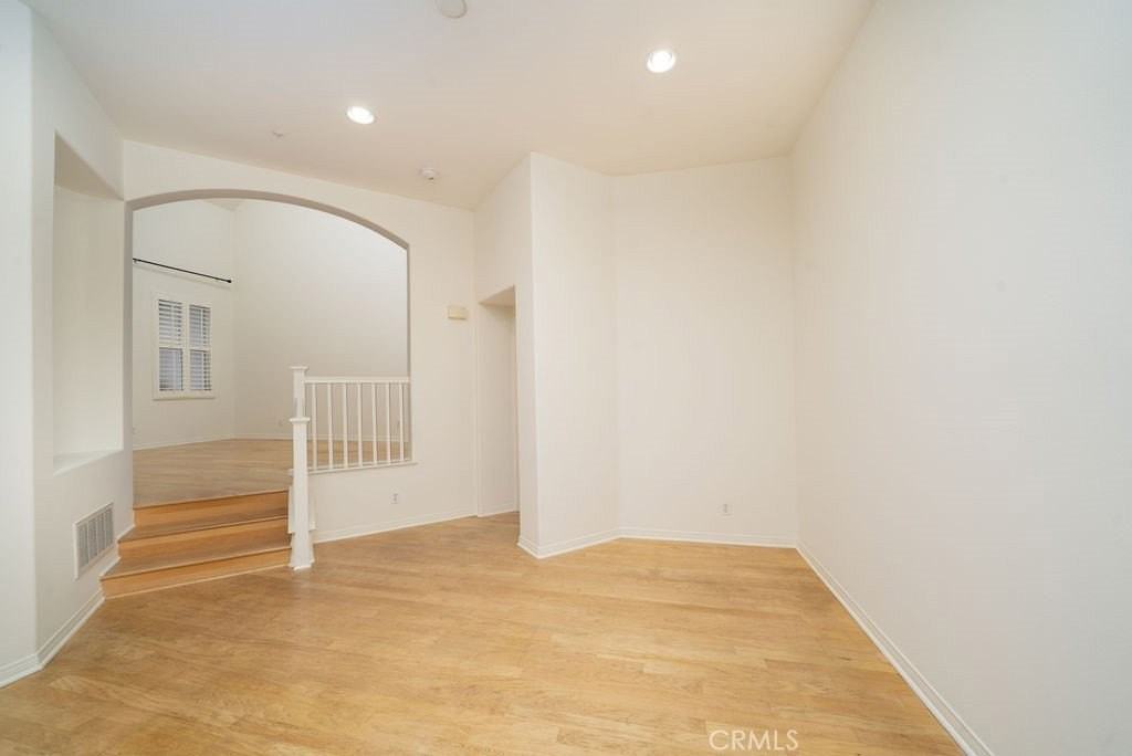 30 Burlingame - Photo 7 of 18