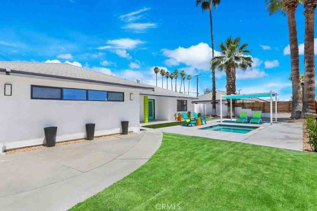 3940 E Calle San Antonio - Photo 4 of 48