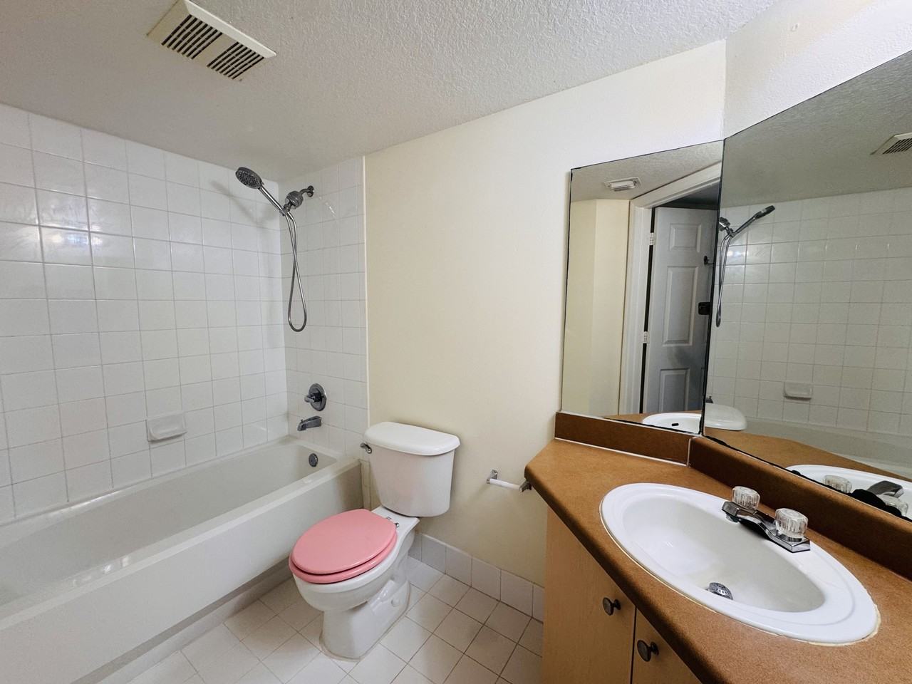 4171 San Marino Blvd #108 - Photo 6 of 38