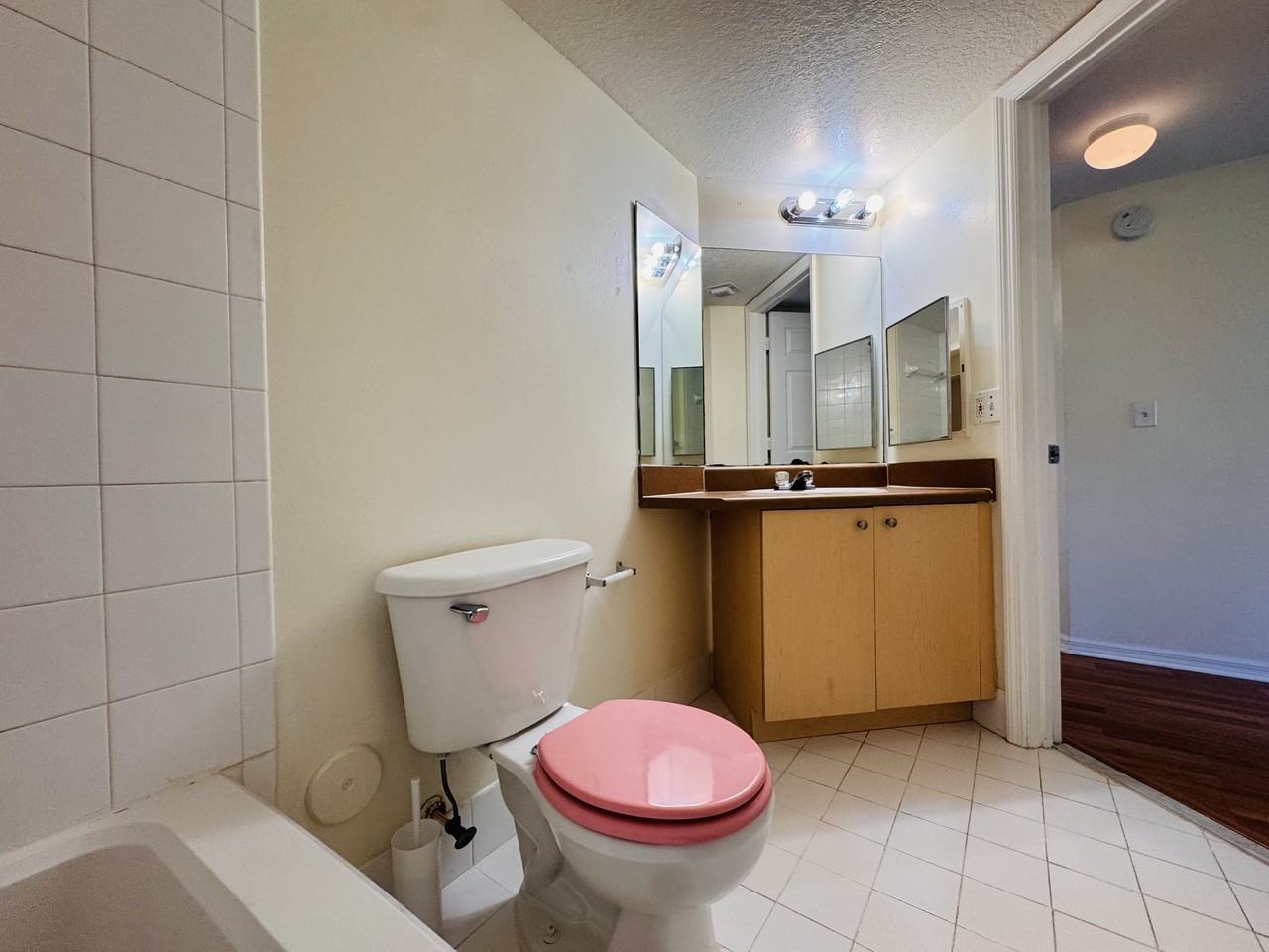 4171 San Marino Blvd #108 - Photo 7 of 38