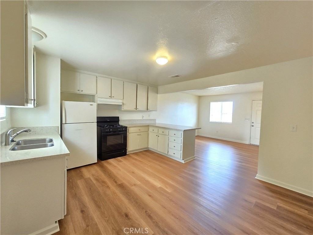 9825 N Loop Blvd #B - Photo 6 of 21