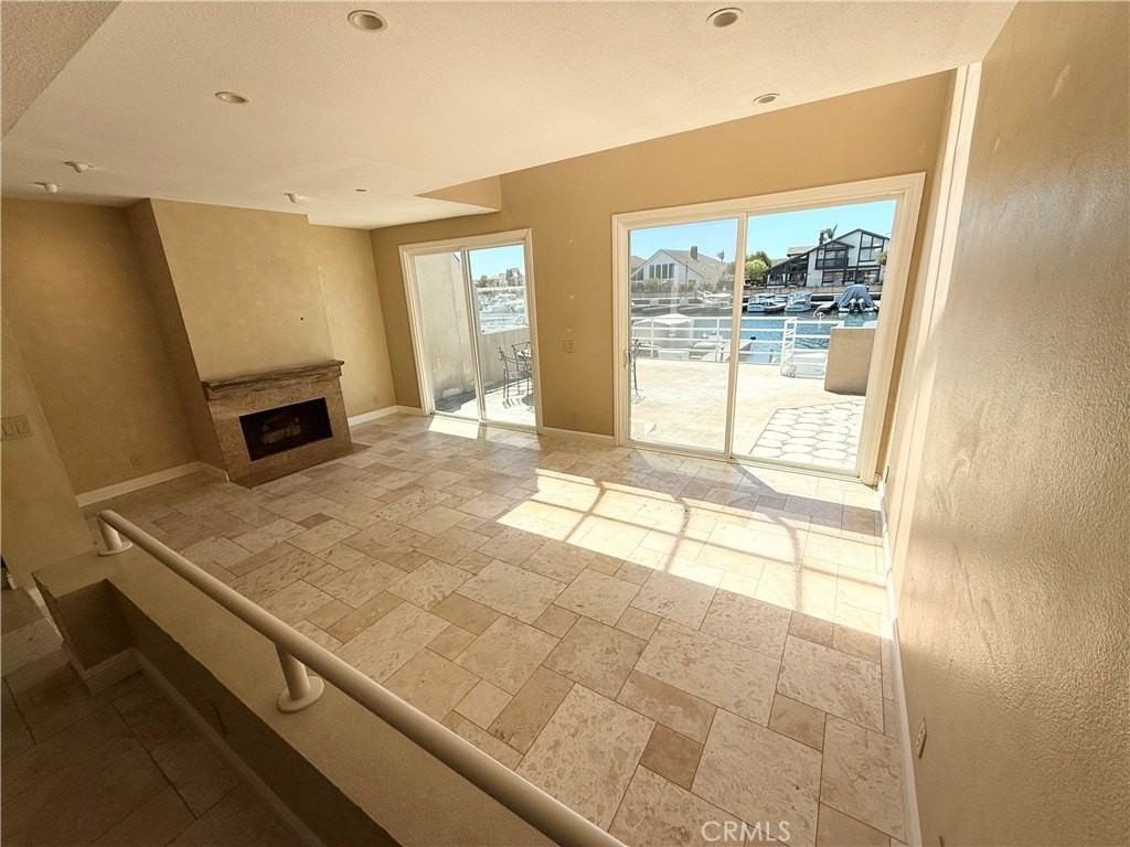3382 Tempe Dr - Photo 3 of 22