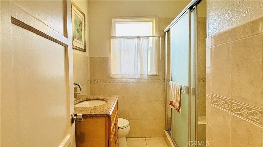 10715 Daines Dr - Photo 5 of 19