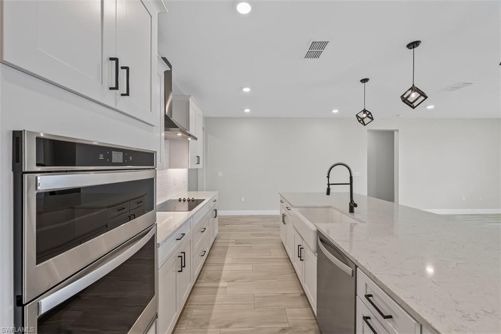 2038 Grove Dr - Photo 4 of 31