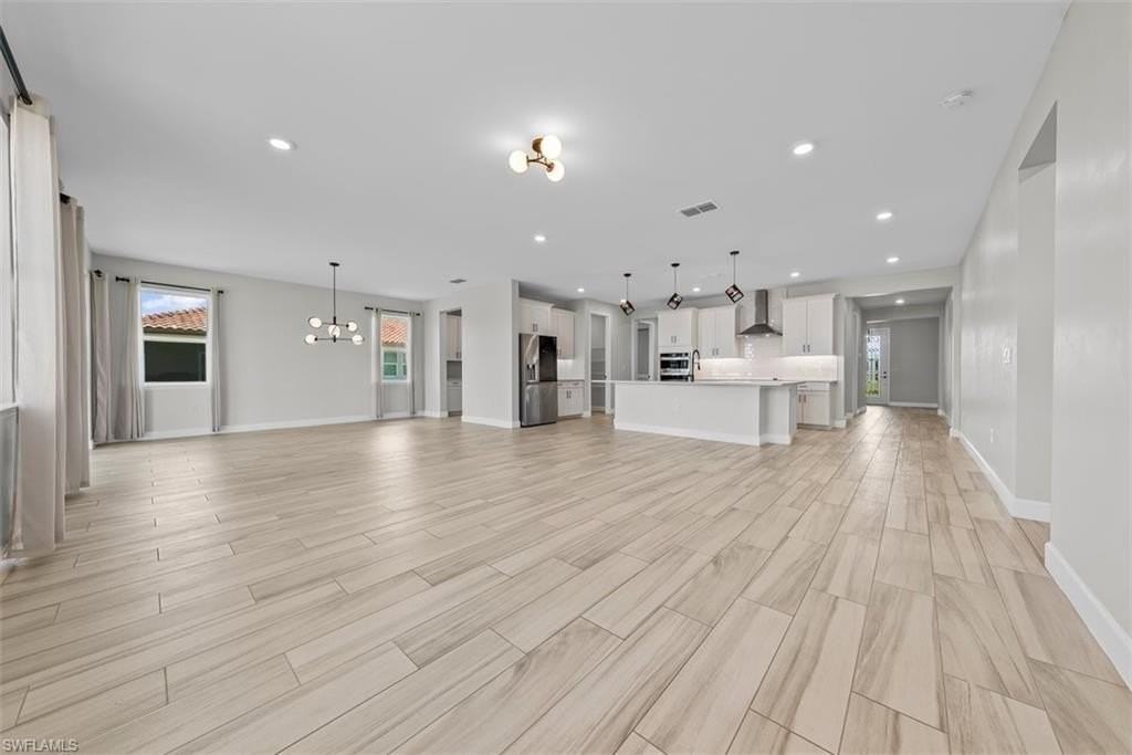 2038 Grove Dr - Photo 5 of 31
