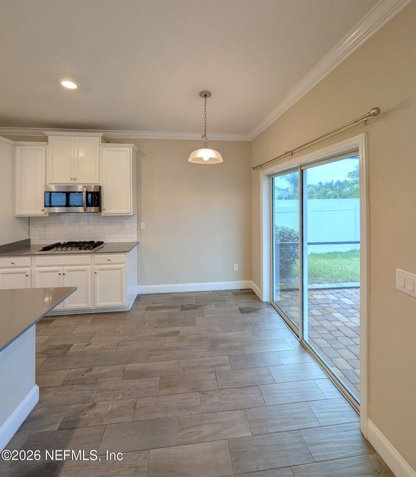 95 Silver Creek Pl - Photo 7 of 17