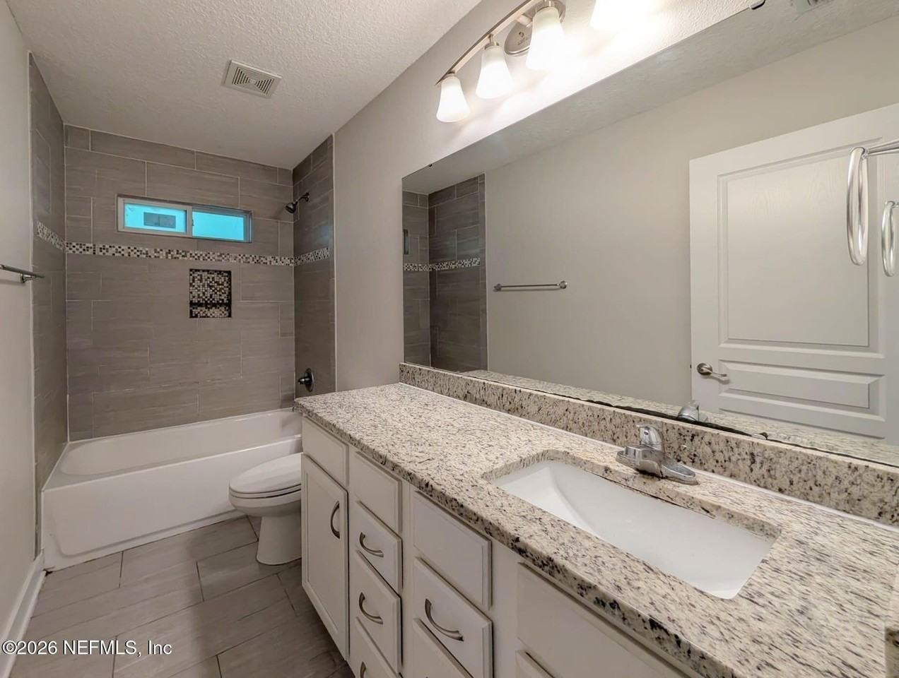 629 2nd Ave S - Photo 7 of 15