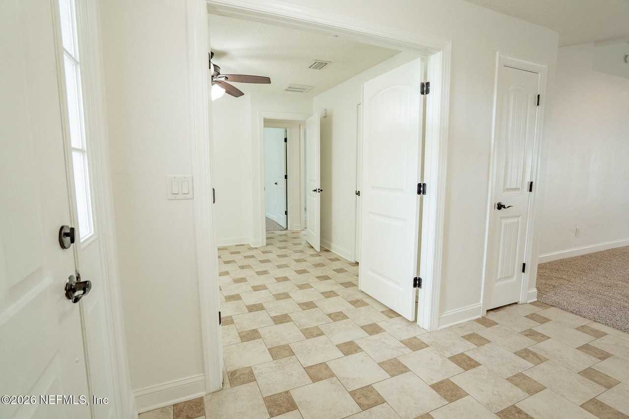 10355 Shelby Creek Rd S - Photo 4 of 27
