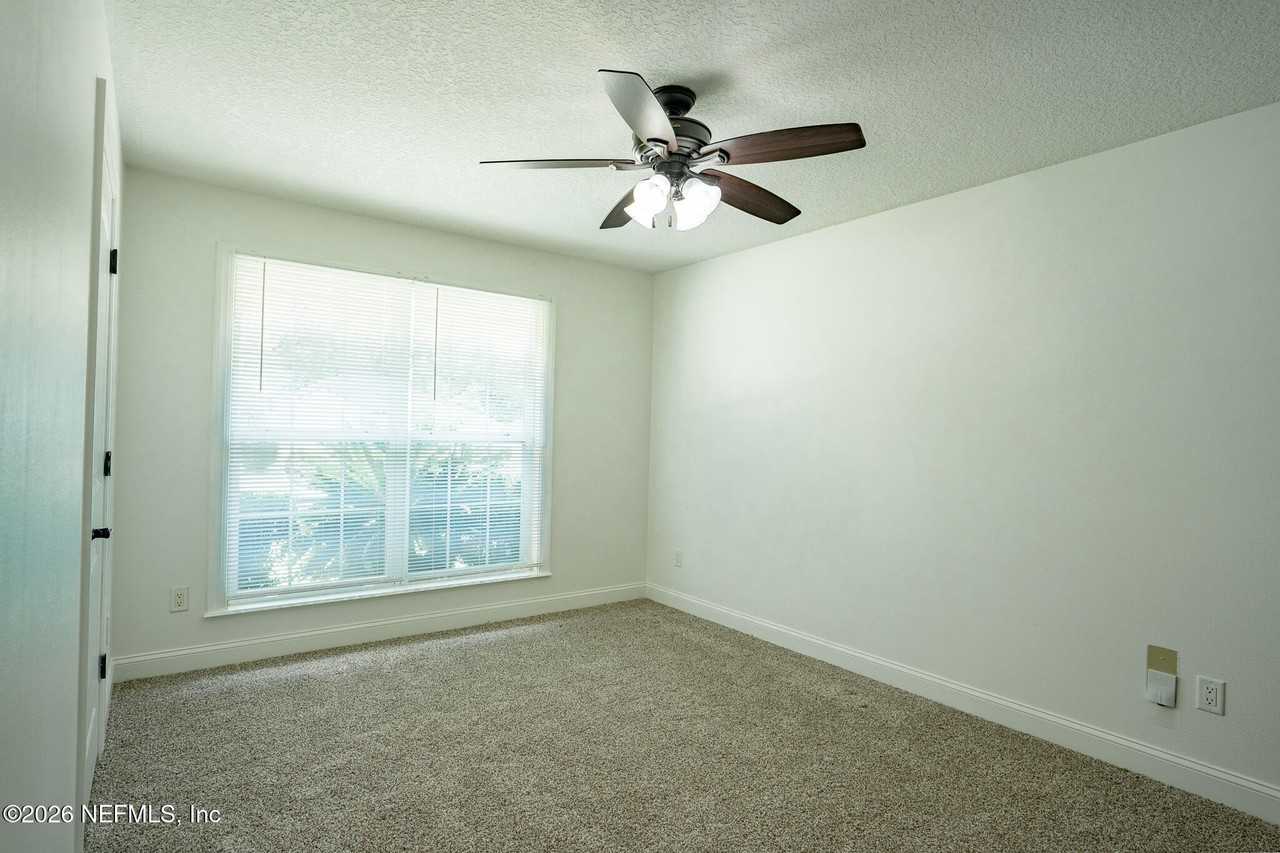 10355 Shelby Creek Rd S - Photo 6 of 27