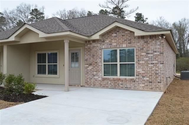 128 Village Oaks Blvd - Photo 2 of 9