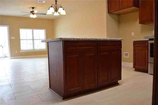 128 Village Oaks Blvd - Photo 6 of 9