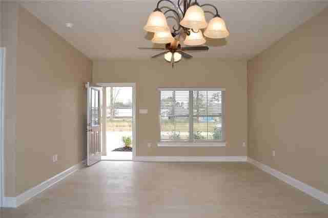 128 Village Oaks Blvd - Photo 7 of 9