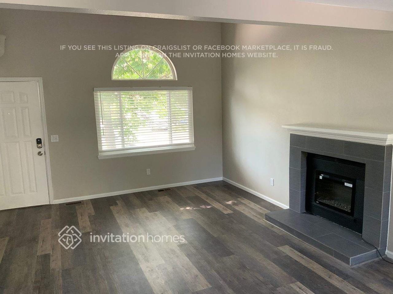 5558 S Ireland Way - Photo 2 of 11