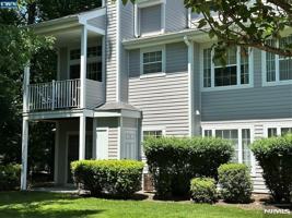 featured image of 1225 Richmond Rd #1225