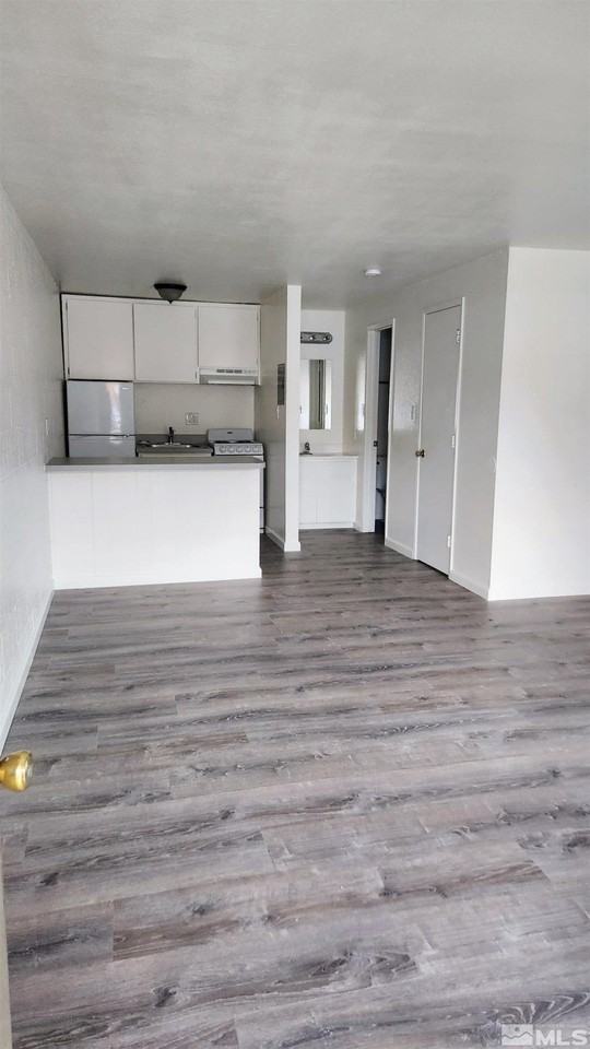 3300 Imperial Way - Photo 4 of 14