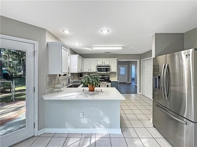 126 Scott St - Photo 6 of 16