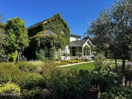 featured image of 980 Old Ranch Rd