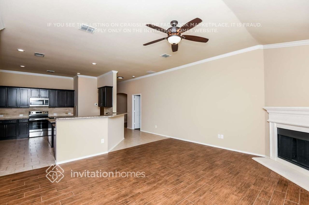 14320 Broomstick Rd - Photo 4 of 17