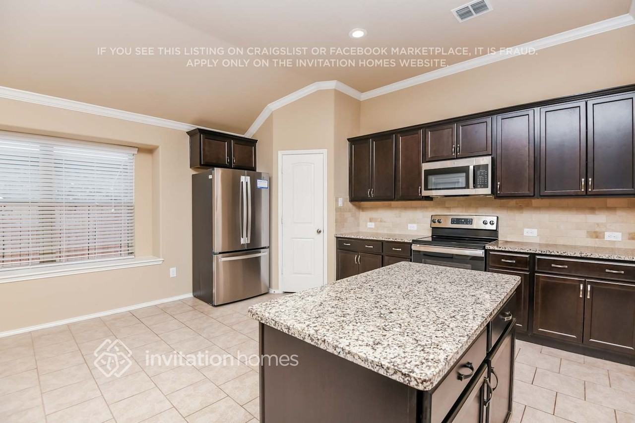 14320 Broomstick Rd - Photo 7 of 17