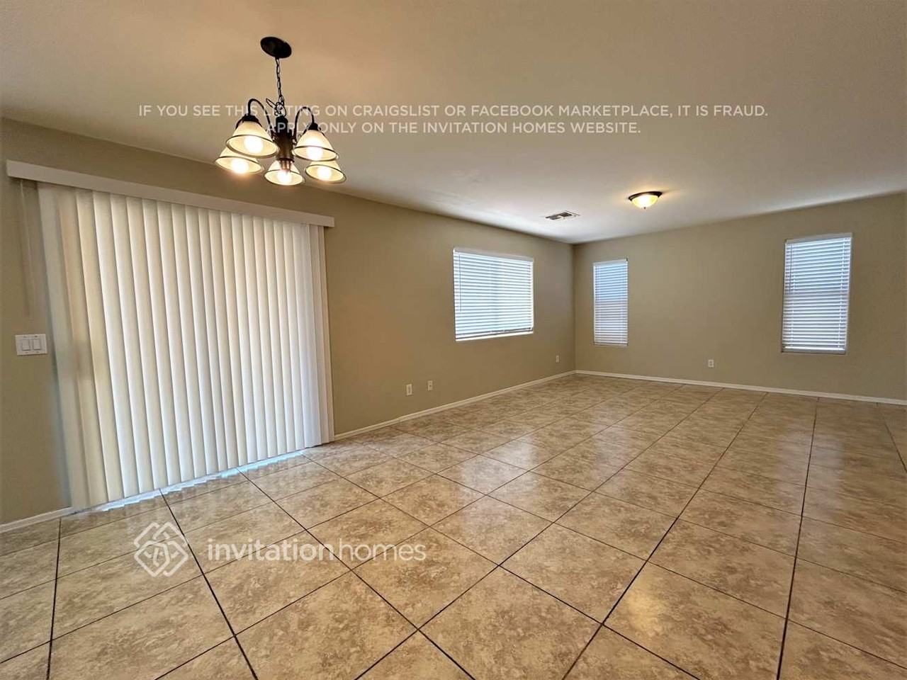 12937 W Holly St - Photo 3 of 17