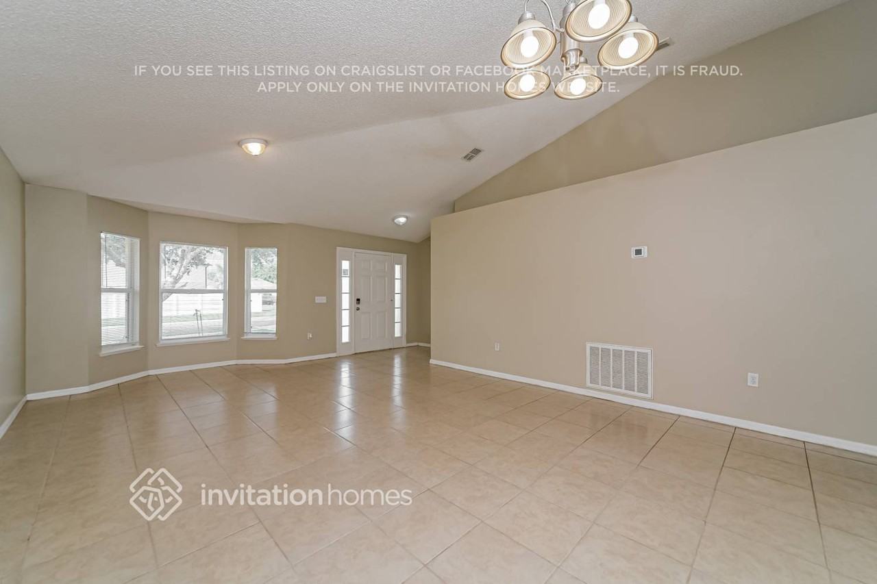 4860 Preserve Blvd - Photo 4 of 17