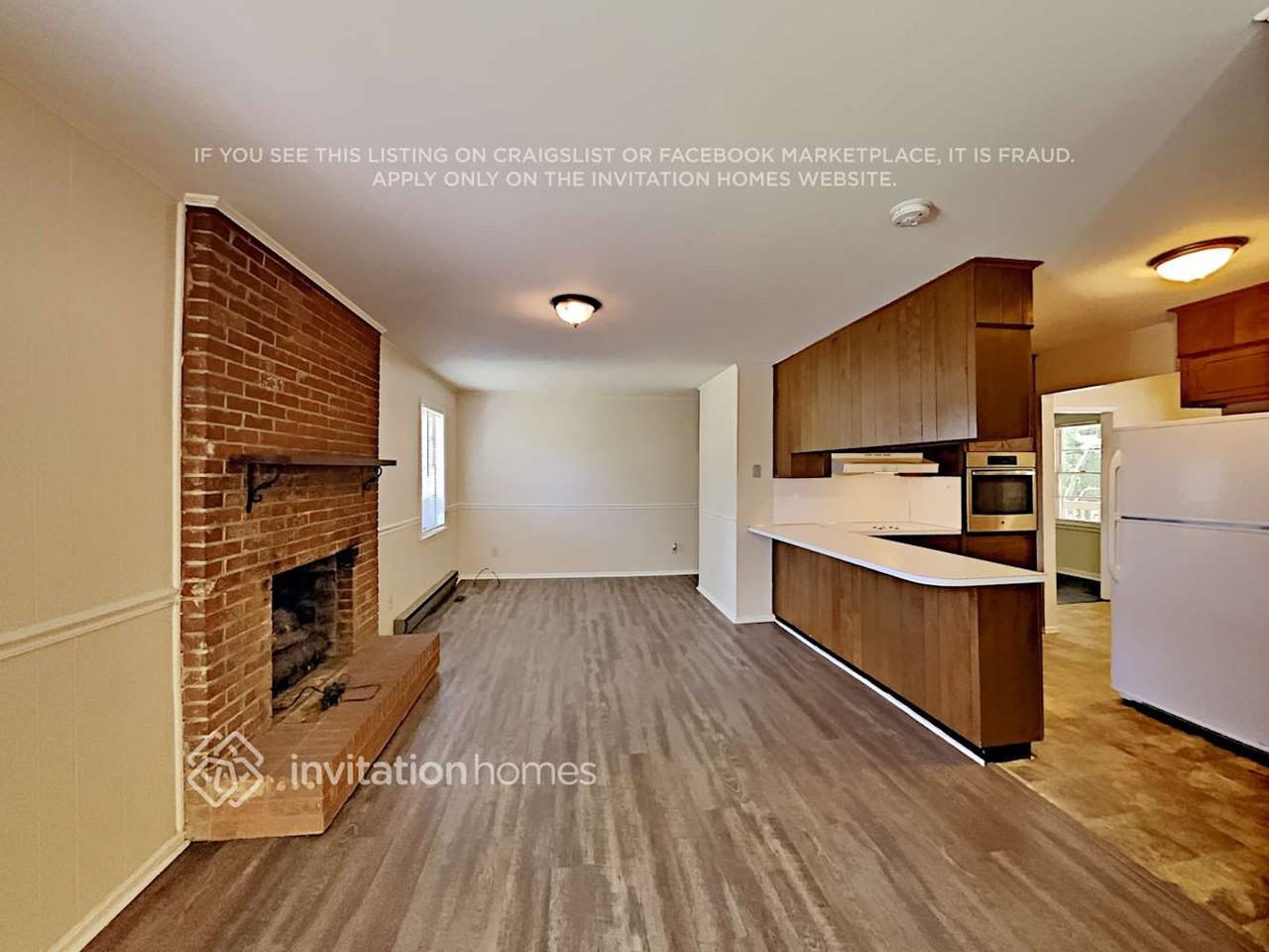 1732 Balfour Ln - Photo 7 of 19
