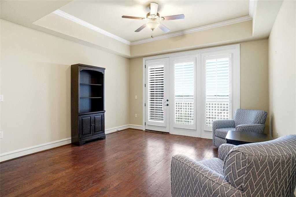 301 Watermere Dr #414 - Photo 3 of 40