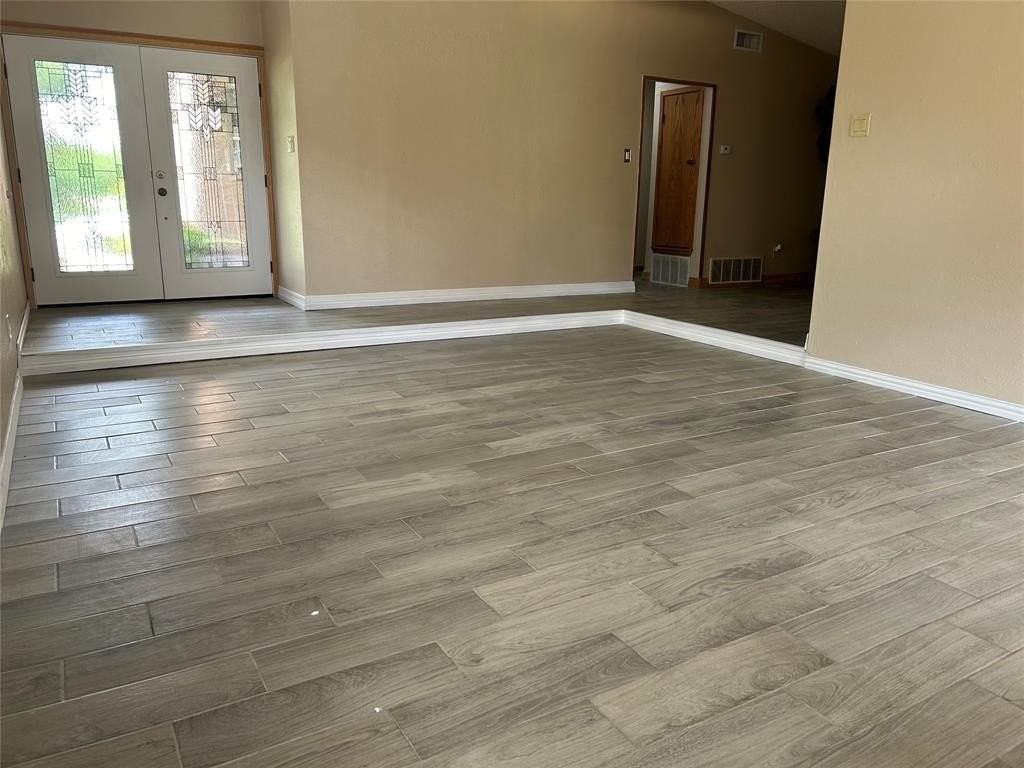 3434 Crossbow Ln - Photo 3 of 19