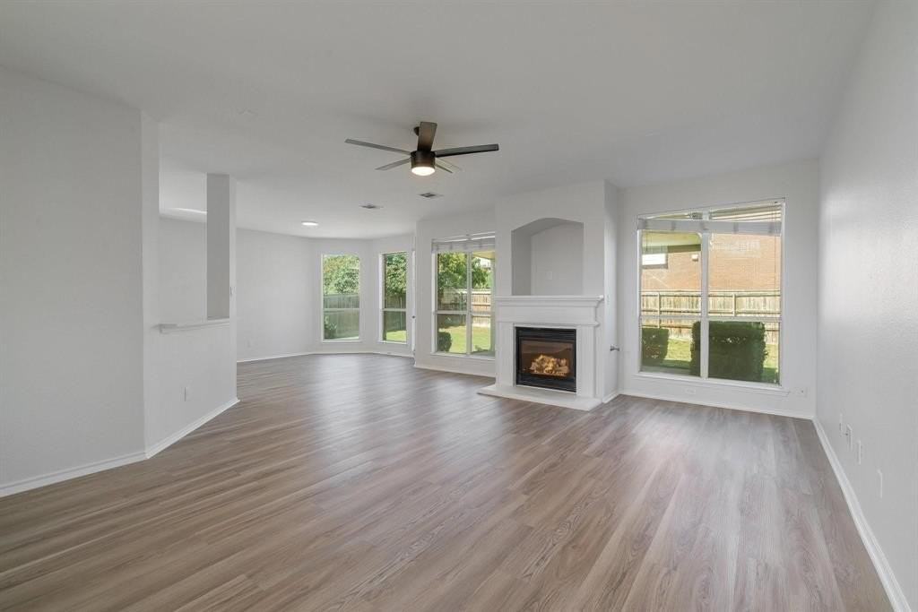 223 Briar Oak Dr - Photo 2 of 15