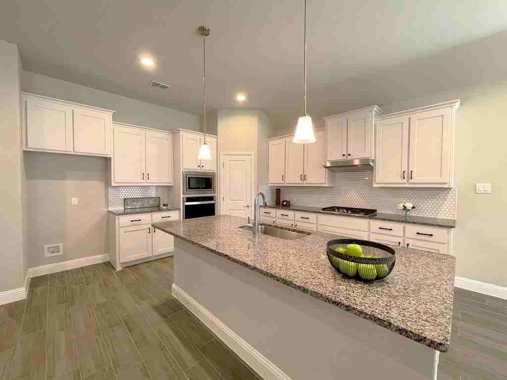 2008 Gray Tower Way - Photo 7 of 31