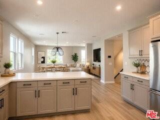 756 Daniel Freeman Cir - Photo 3 of 8