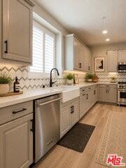 756 Daniel Freeman Cir - Photo 4 of 8