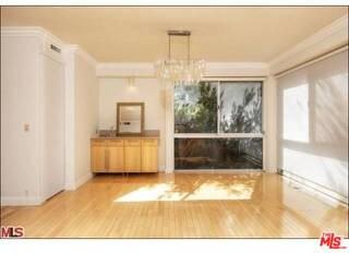 318 N Maple Dr #C106 - Photo 6 of 8