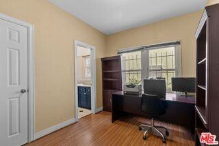 727 Crenshaw Blvd - Photo 5 of 7