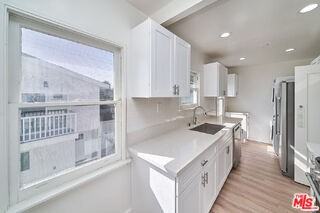 830 S Norton Ave - Photo 6 of 8