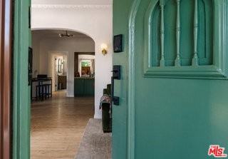 2209 N Gower St - Photo 5 of 8