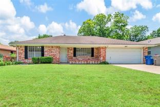 403 Daisy Dr - Photo 1 of 1