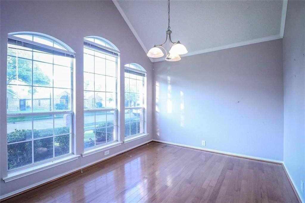 10613 Brandenberg Dr - Photo 4 of 21