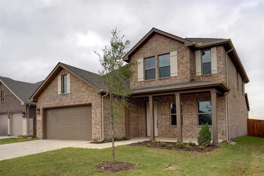 1608 Pine Valley Dr - Photo 2 of 37