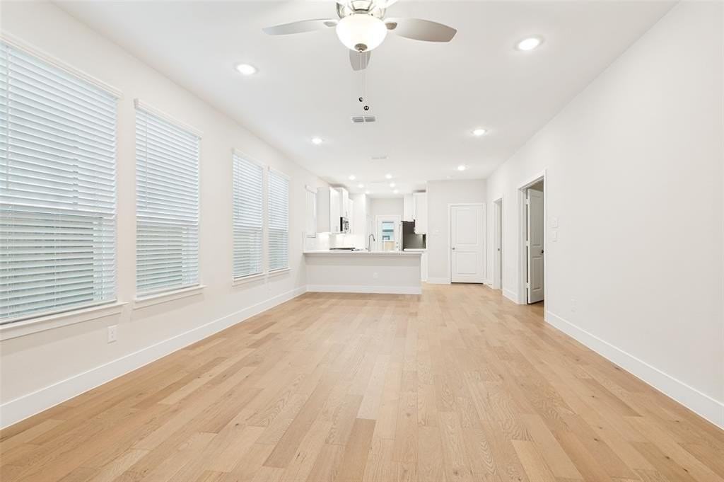 11587 Pinto St - Photo 5 of 27