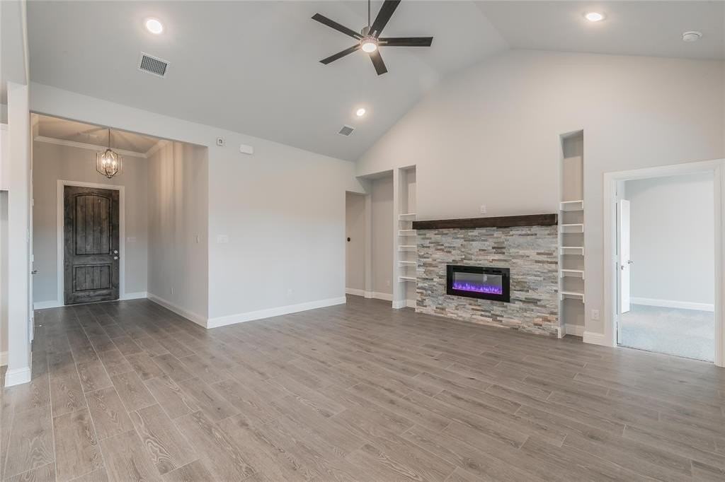 232 Gardenia Dr - Photo 6 of 36