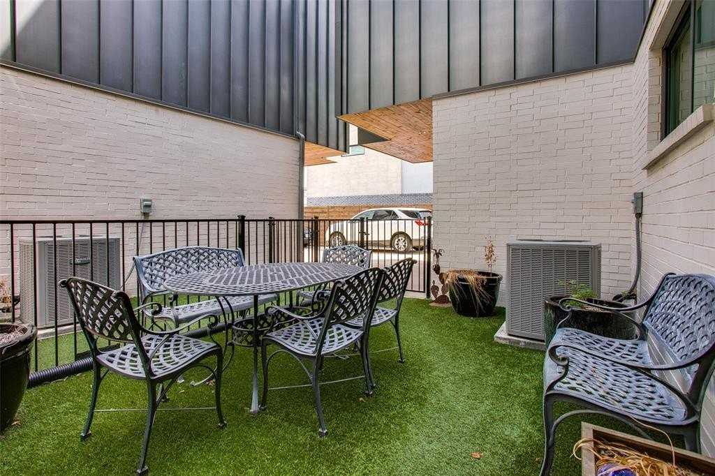 5202 Capitol Ave #1103 - Photo 2 of 21