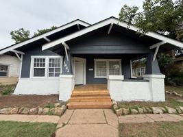 featured image of 1842 N 6th St