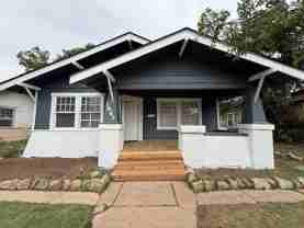 1842 N 6th St - Photo 1 of 1