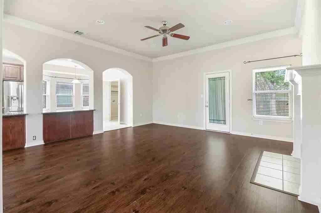 102 Whipperwill Way - Photo 3 of 39