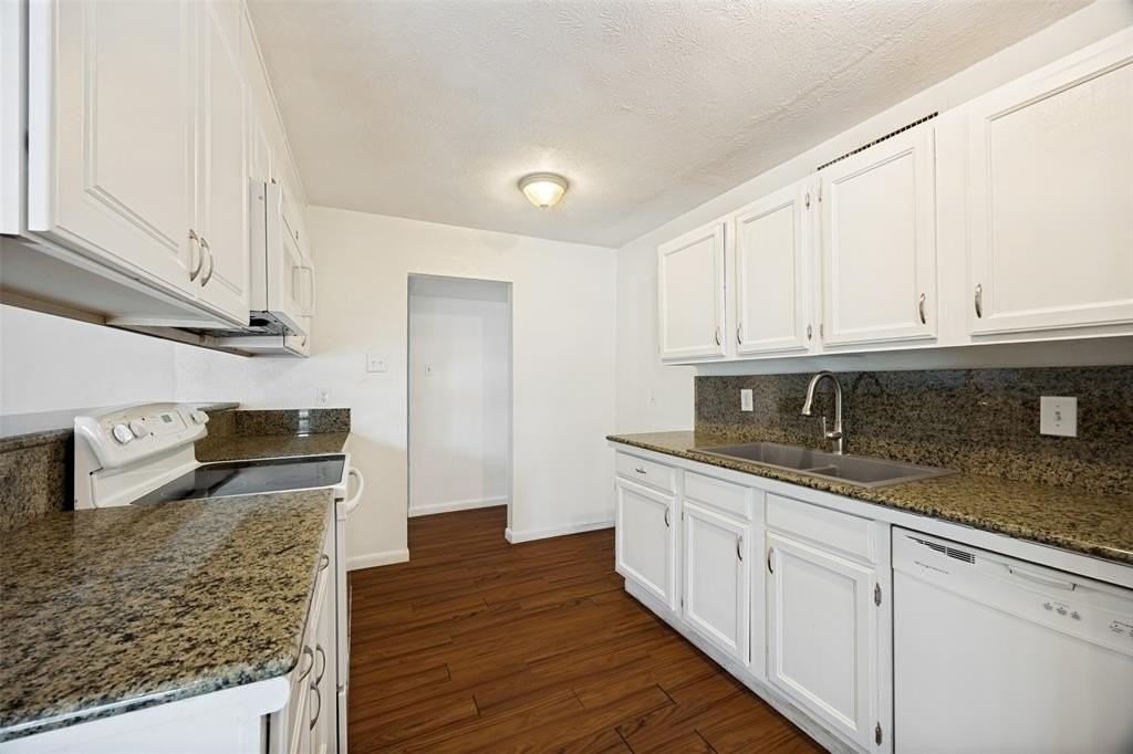 530 Hightrail Dr - Photo 5 of 12