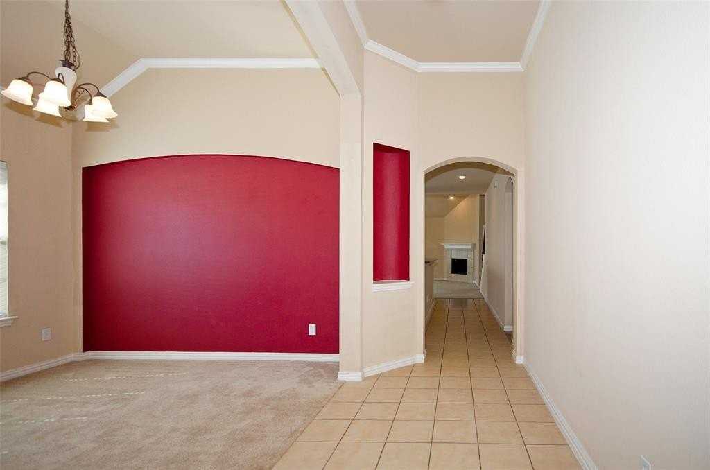 907 Mustang Ridge Dr - Photo 4 of 24