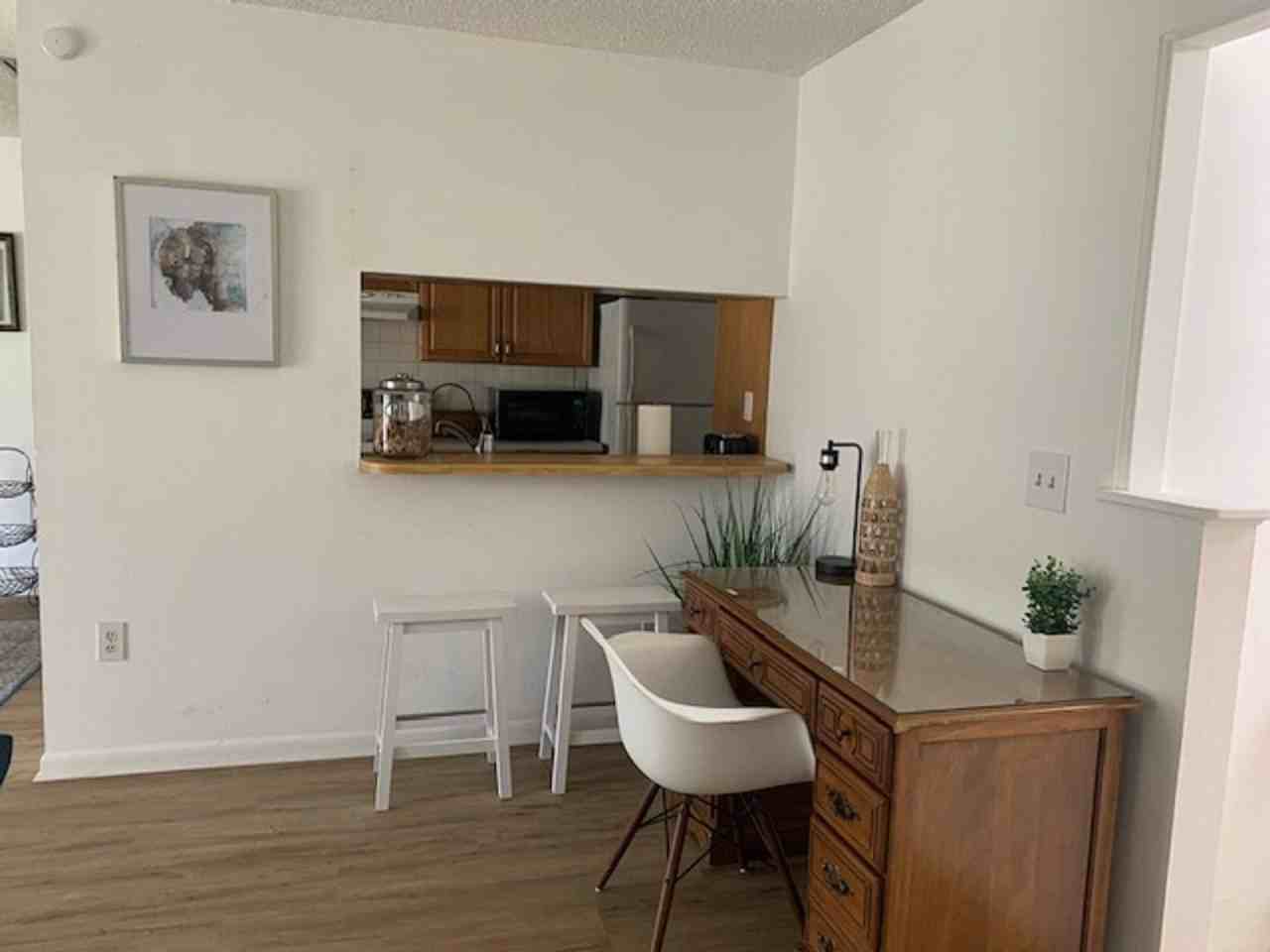 132 Hallmark Ave - Photo 6 of 15