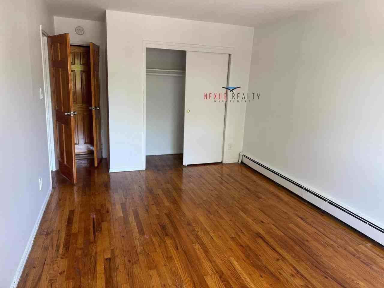 Parsons Blvd & Willet Point Blvd #3FL - Photo 4 of 13