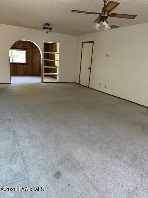 887 N Cochise Dr - Photo 2 of 10